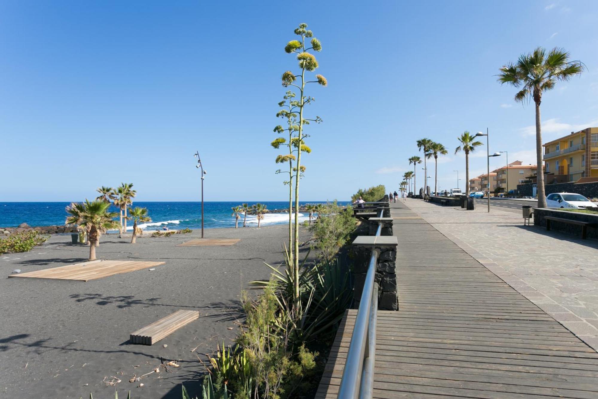 Home2Book Stunning Sea Front Caletillas, Pool Канделария Экстерьер фото
